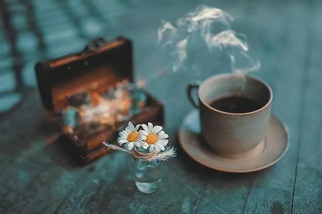 一句话让嘴贱的人闭嘴，一句话让嘴贱的人闭嘴的说说