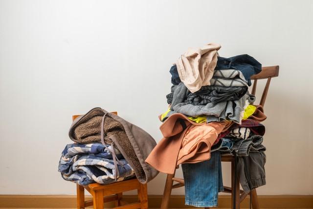 回收旧衣服上门电话，收废品上门电话附近