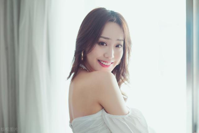 雌孔雀图片，雌孔雀会开屏吗