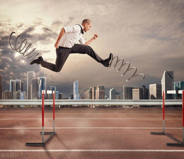 出版社出书费用大概多少钱，普通人怎么出版自己的书