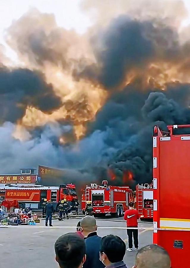 石家庄服装批发市场哪里货最好什么时间关门,石家庄服装批发市场哪里货最好批发市场