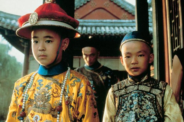 溥仪一天几次,溥仪在宫中生活了多长时间