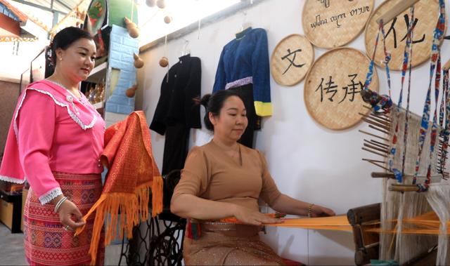 傣族服饰女装图片简笔画,傣族儿童简笔画