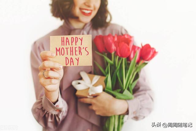 回看25岁的妈妈，年轻的她，沧桑的岁月