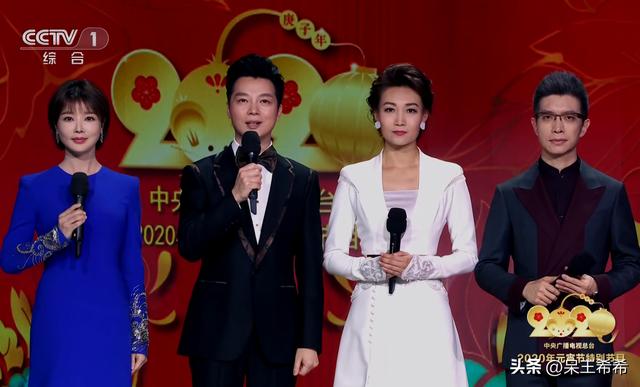 新闻直播间女主持人名单及照片_女主播，新闻直播间女主持人名单及照片短发