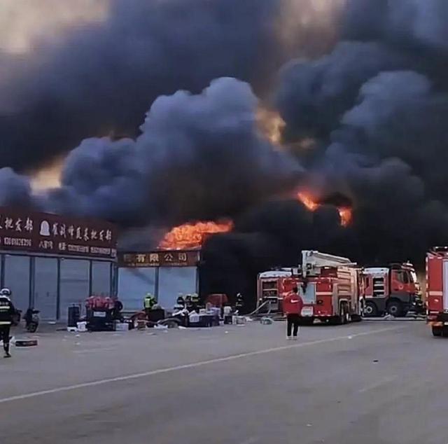 石家庄服装批发市场哪里货最好什么时间关门,石家庄服装批发市场哪里货最好批发市场