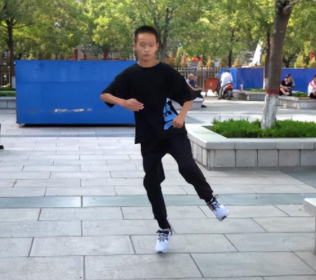 我想吃一个小孩绘本故事,我想吃一个小孩绘本故事寓意