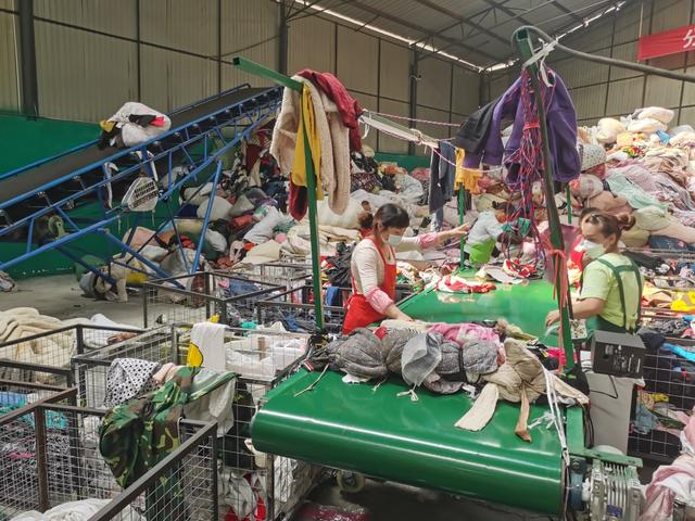 旧衣服回收电话，旧衣服上门回收