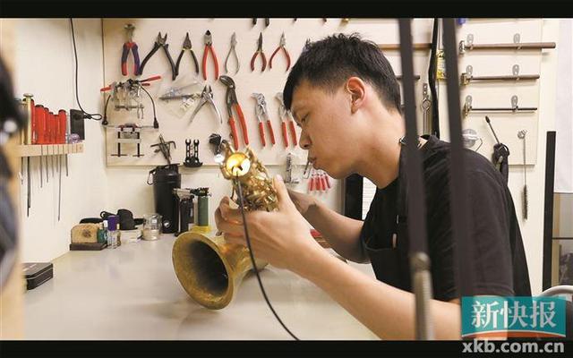 行李箱轮子掉了能修好吗，行李箱的轮子整个掉了修不修得好