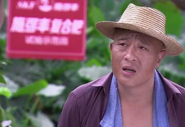 成龙个人资料简介图片大全，成龙个人资料简介_年龄