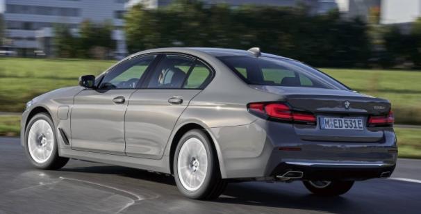 女人开宝马5系怎么样，开宝马5系的女人性格