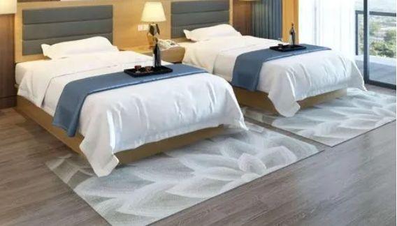 商品划线价格，划线价需高于商品最低售价